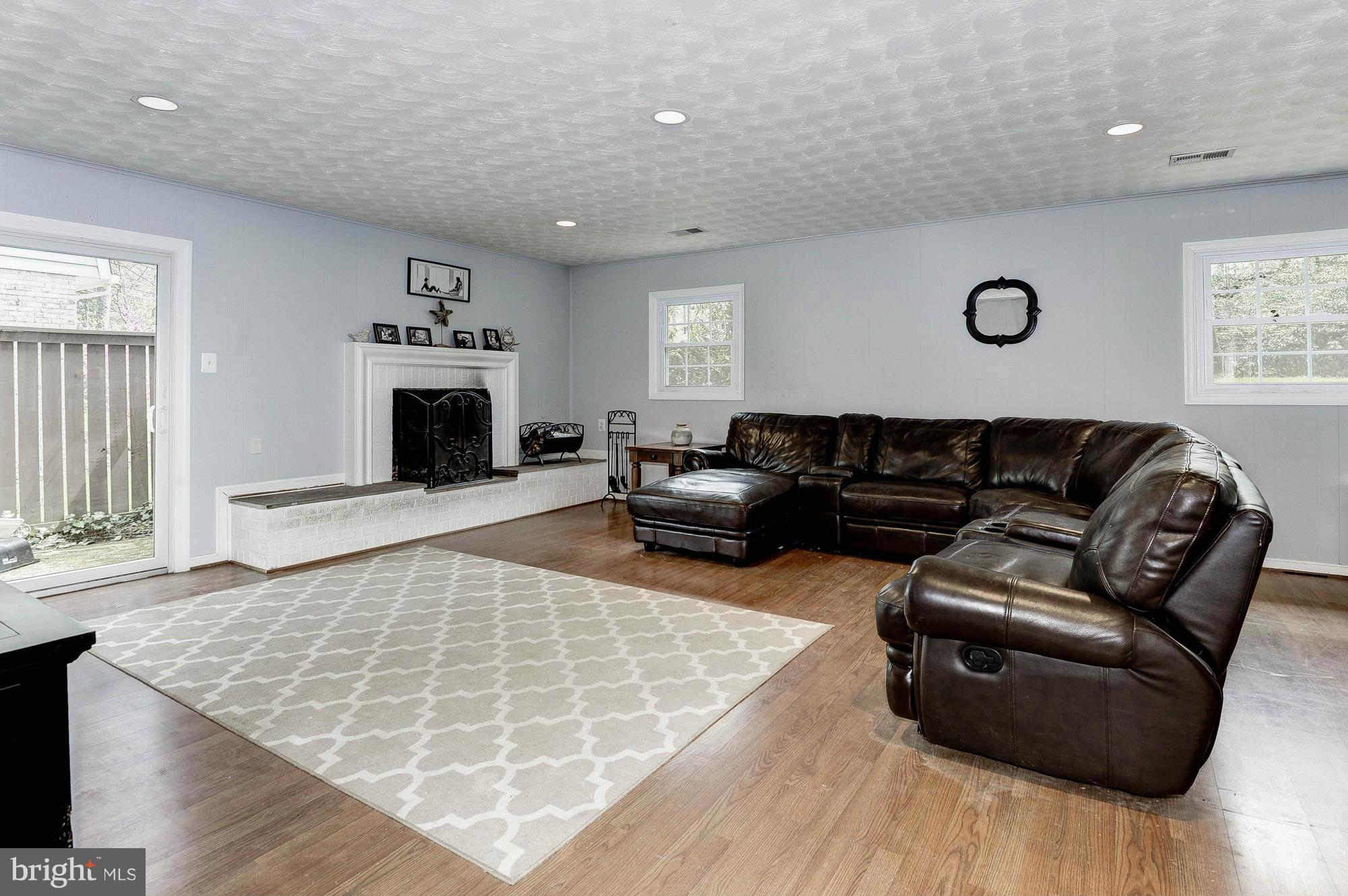 2526 Trophy Lane Reston, VA 20191 - Photo 17 of 30 Family Room