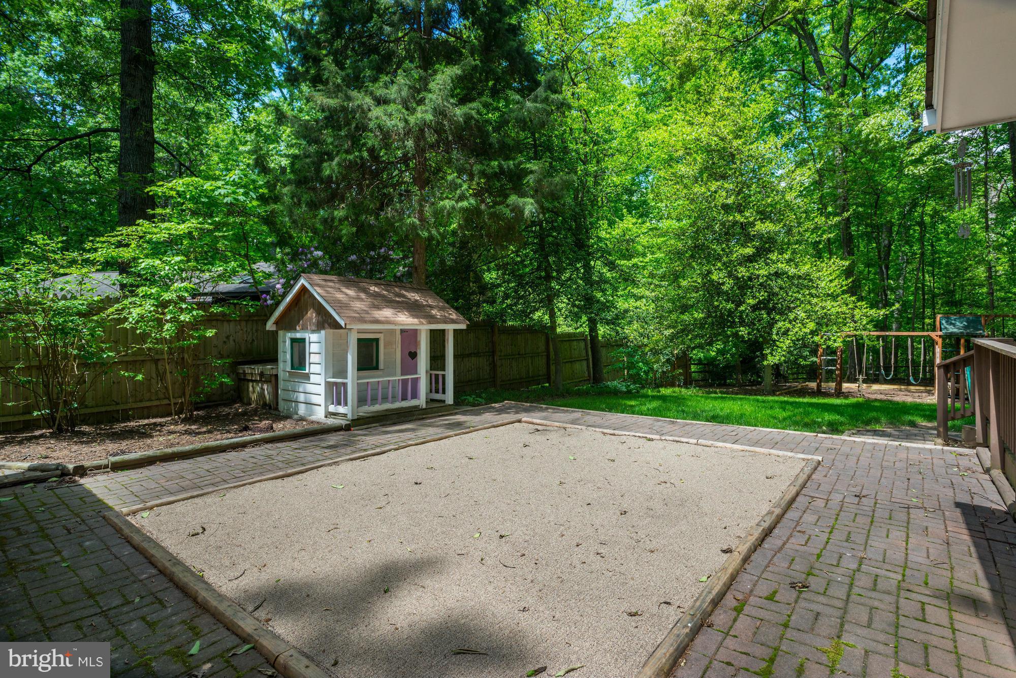2526 Trophy Lane Reston, VA 20191 - Photo 29 of 30 Exterior (Rear)