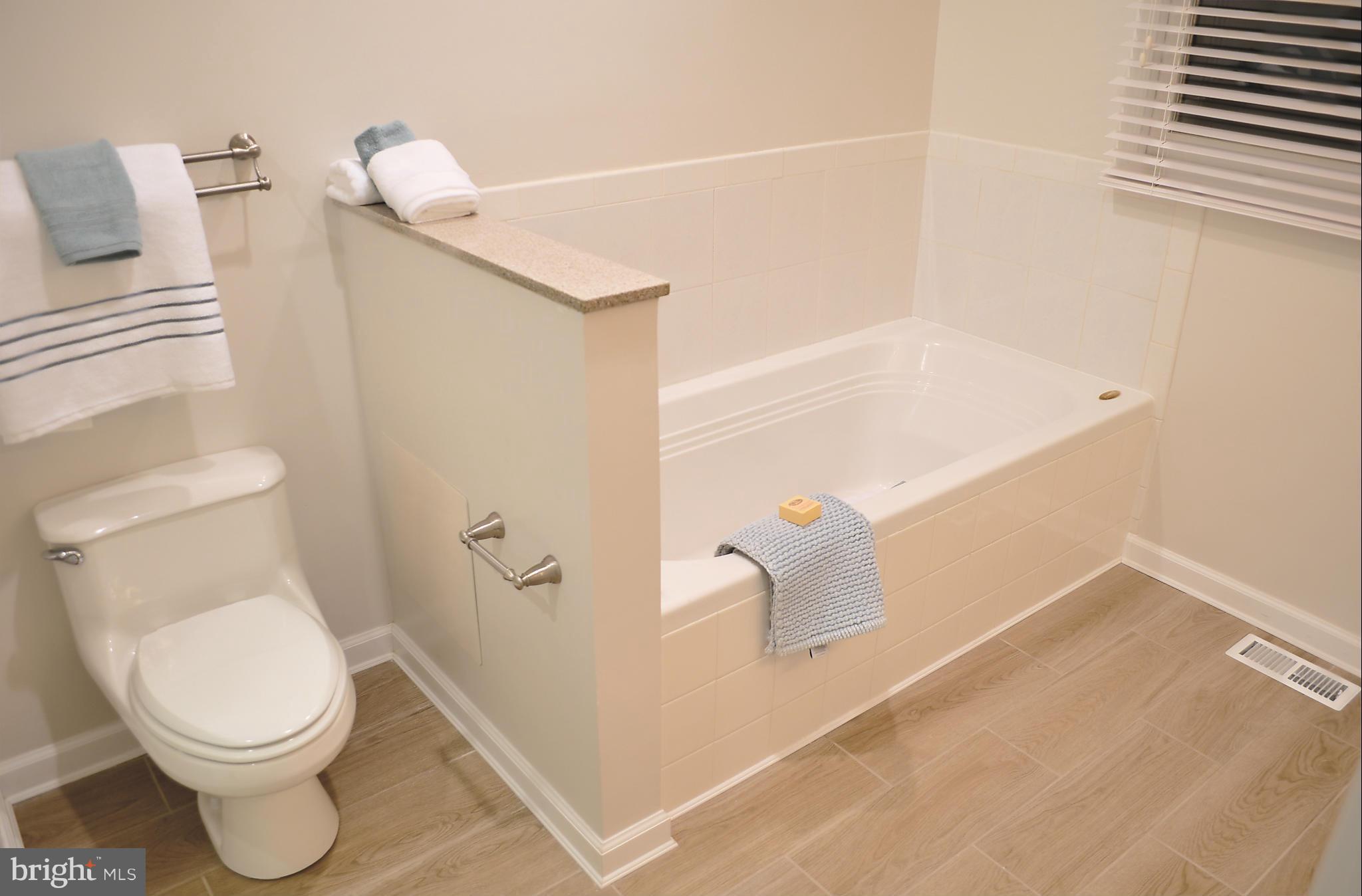 2526 Trophy Lane Reston, VA 20191 - Photo 10 of 30 Bath (Master)