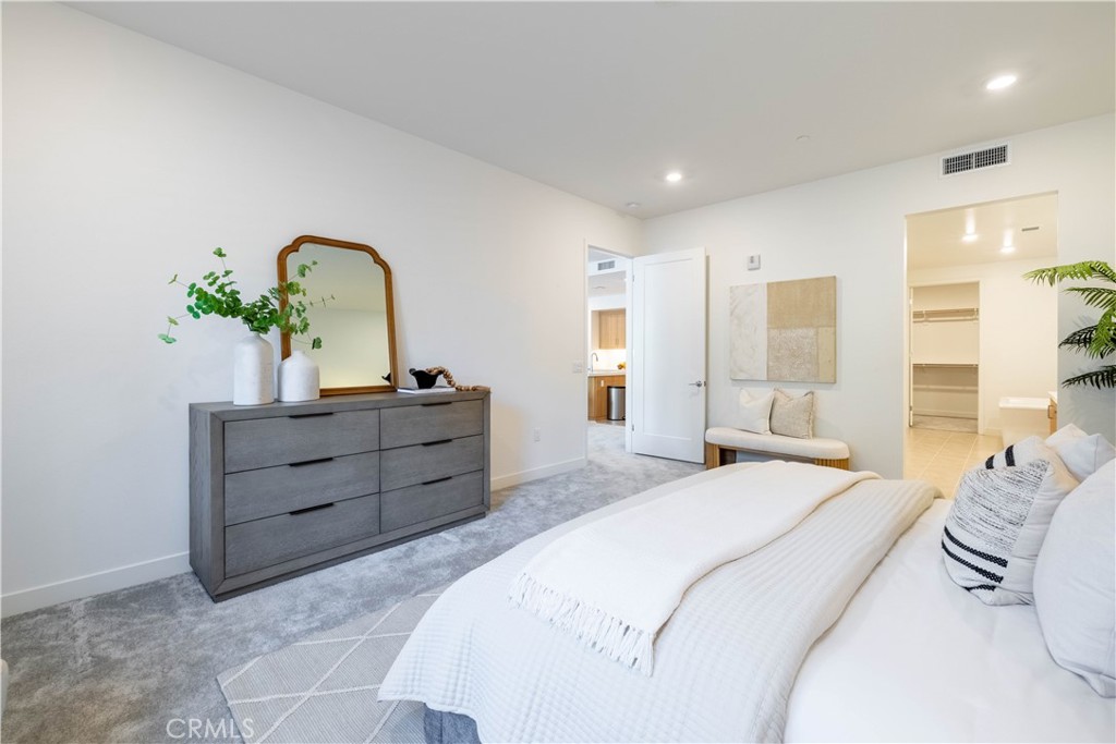 1107 Rivington Irvine, CA 92612 - Photo 15 of 73