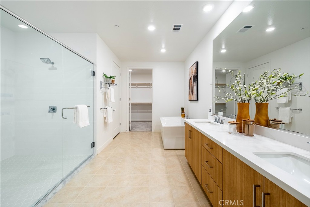 1107 Rivington Irvine, CA 92612 - Photo 16 of 73