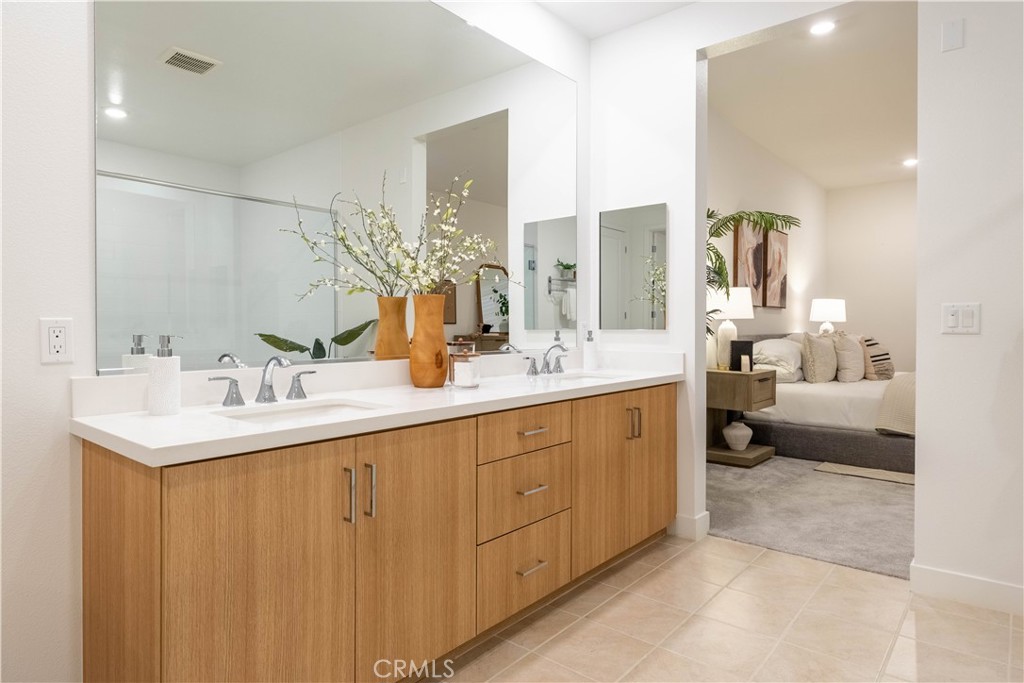 1107 Rivington Irvine, CA 92612 - Photo 18 of 73