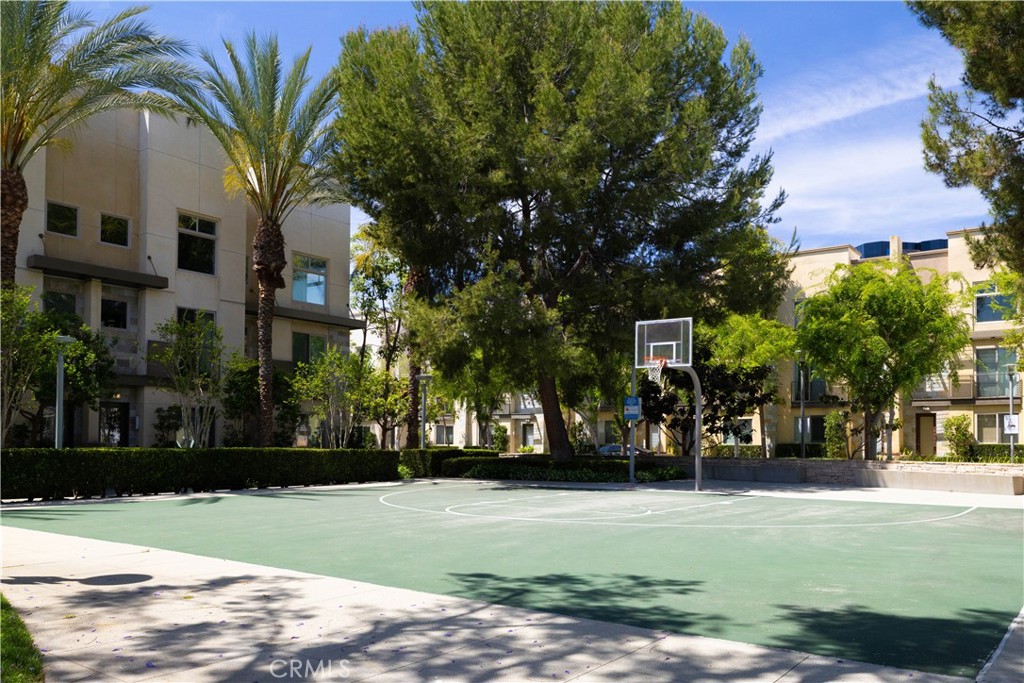 1107 Rivington Irvine, CA 92612 - Photo 63 of 73