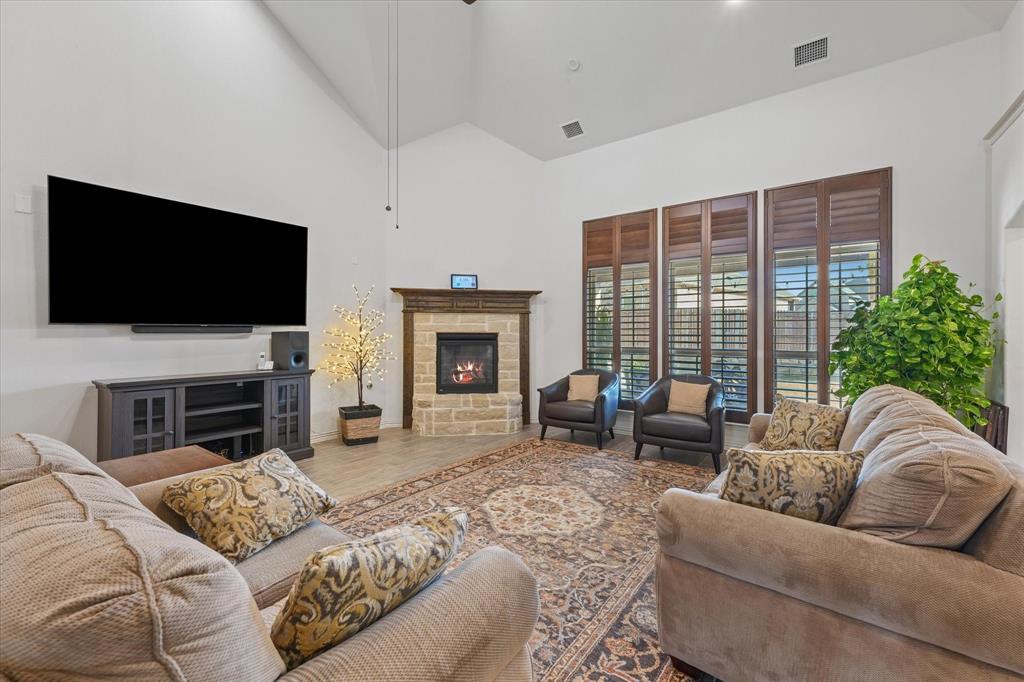 7720 Falcon Ridge Road Denton, TX 76208 - Photo 11 of 39