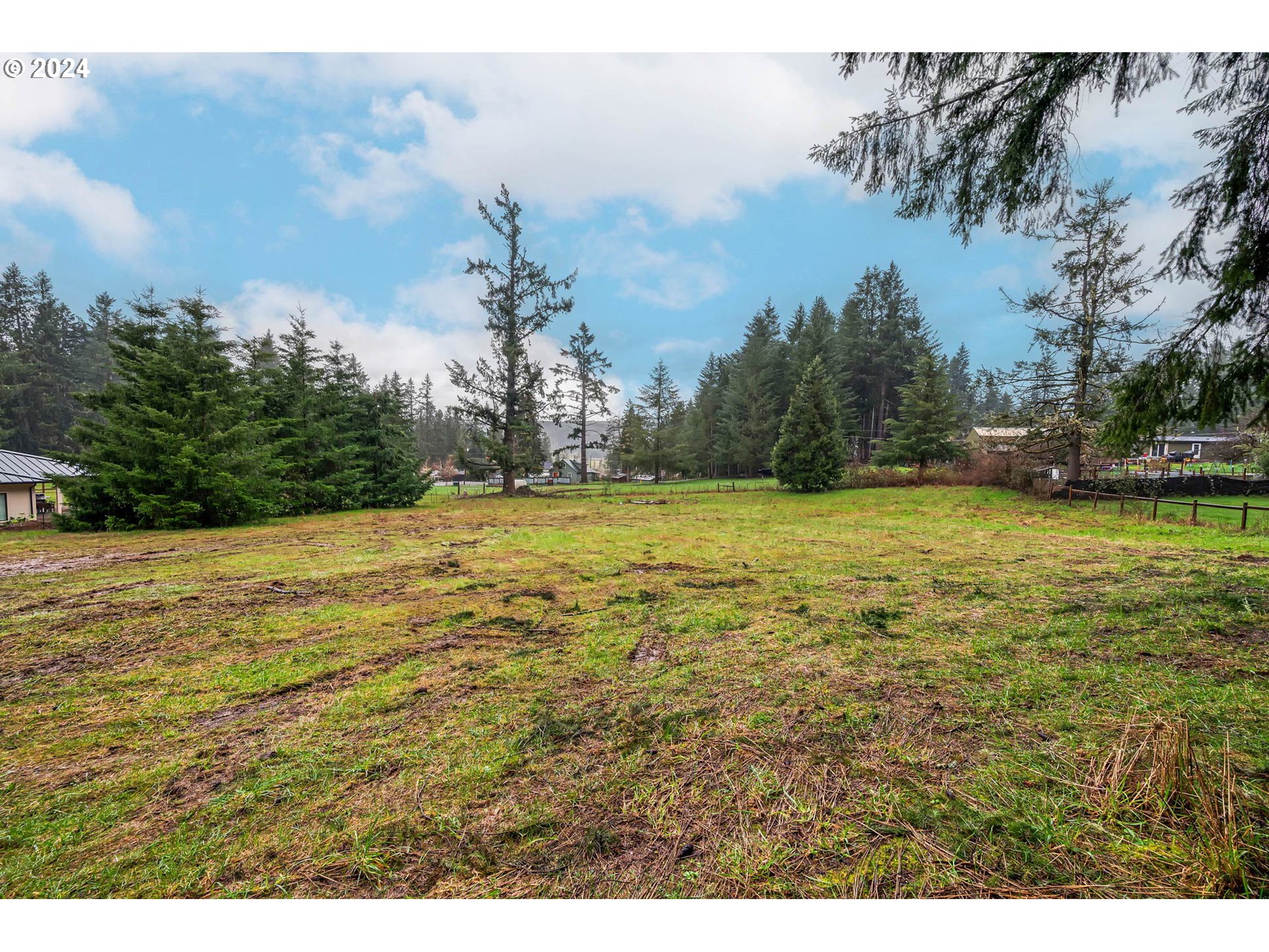 39949 Deerhorn Road Springfield, OR 97478 - Photo 40 of 47 a view of a lake view