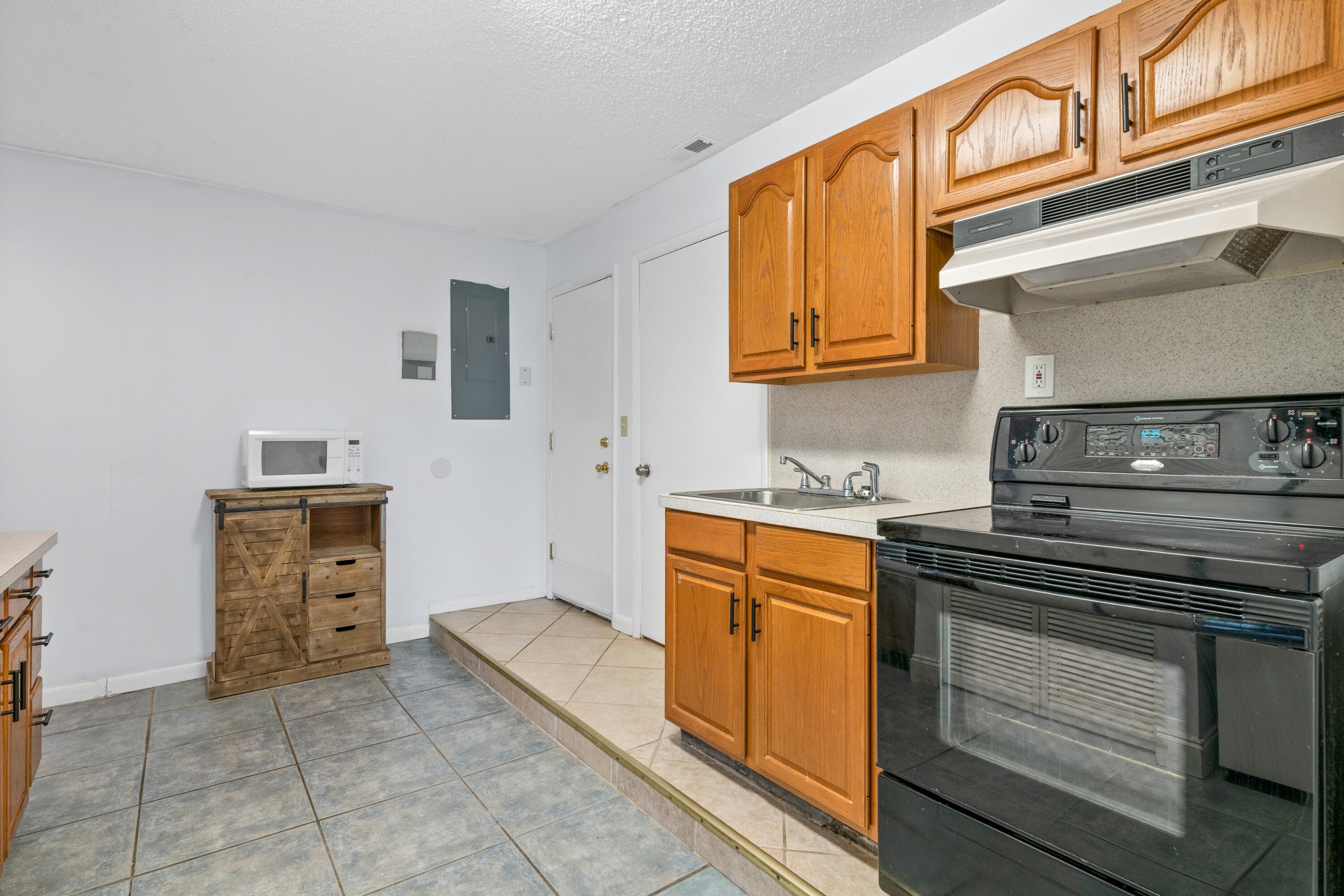 14536 N Road Loxahatchee Groves, FL 33470 - Photo 55 of 79 Studio w/ Full Kitchen