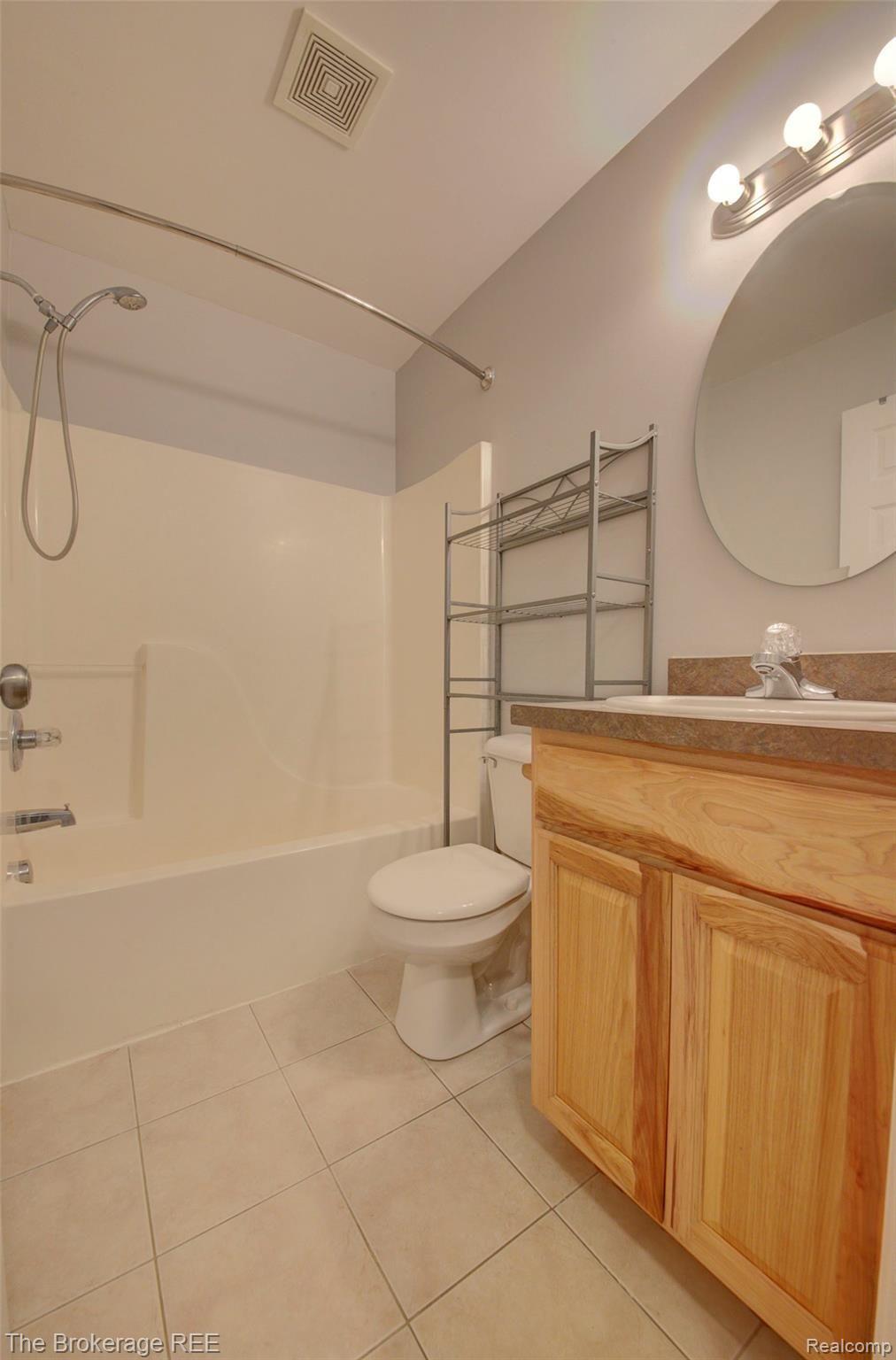 1639 Bowers Road Lapeer, MI 48446 - Photo 38 of 59 930A8199_200_201.jpg
