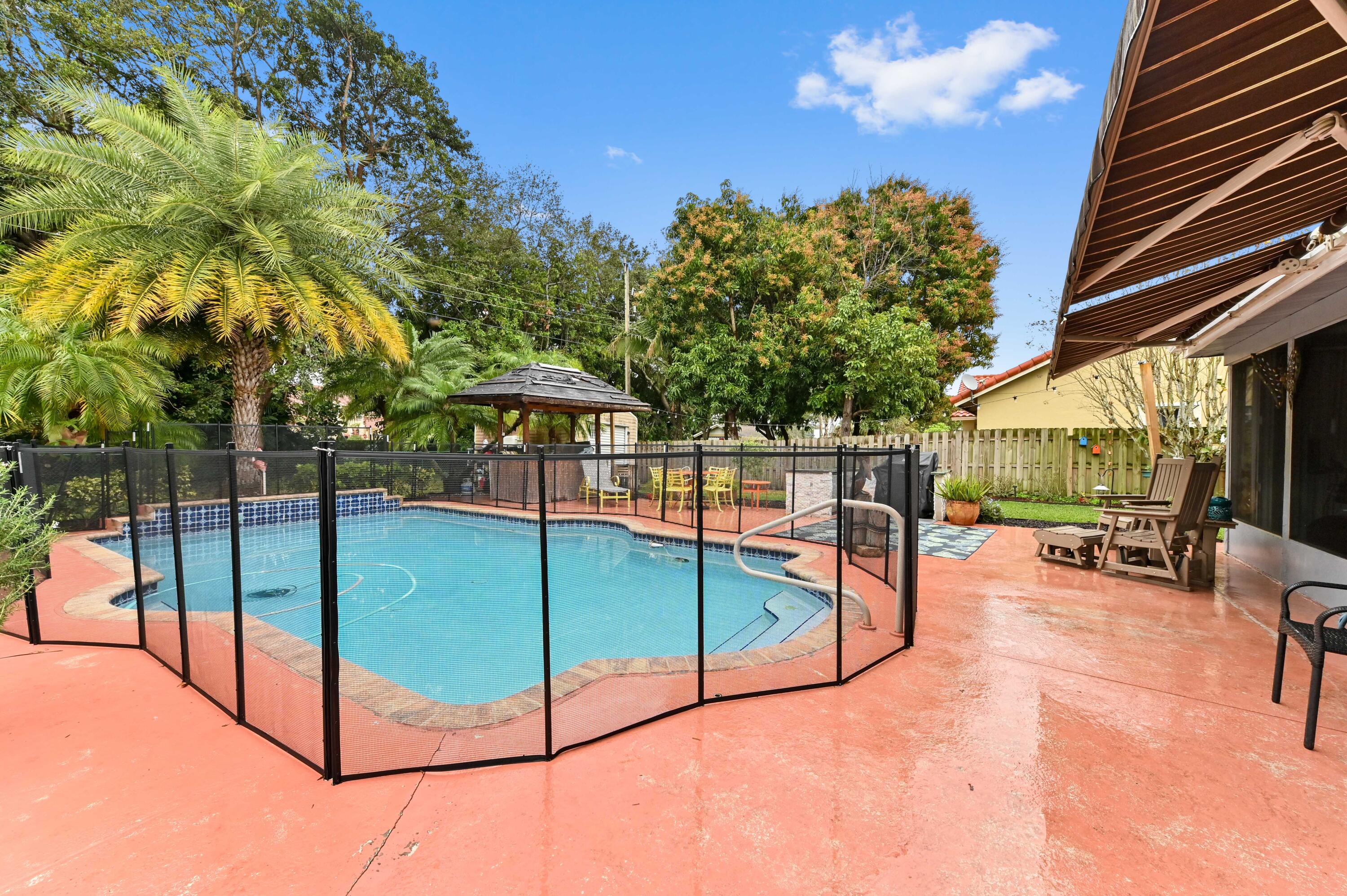 7639 St Andrews Road Lake Worth, FL 33467 - Photo 24 of 37 28 pool 02