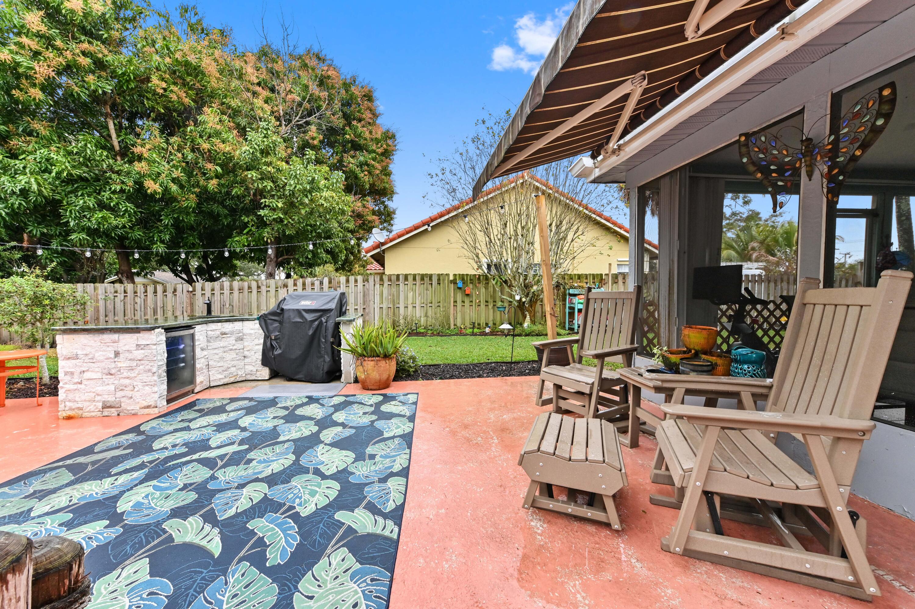 7639 St Andrews Road Lake Worth, FL 33467 - Photo 27 of 37 32 outdoor kitchen 08