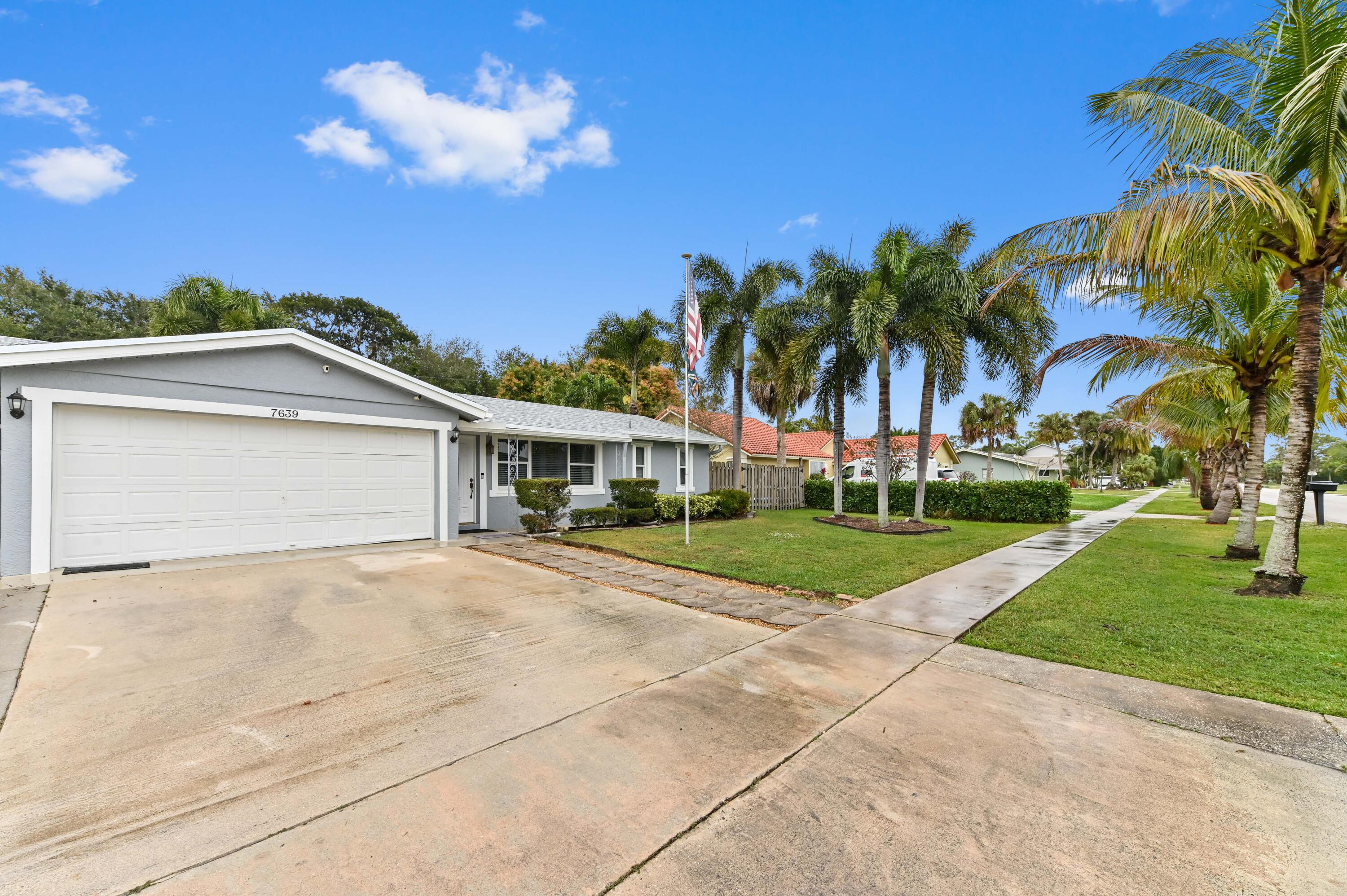 7639 St Andrews Road Lake Worth, FL 33467 - Photo 36 of 37 03 Front 03