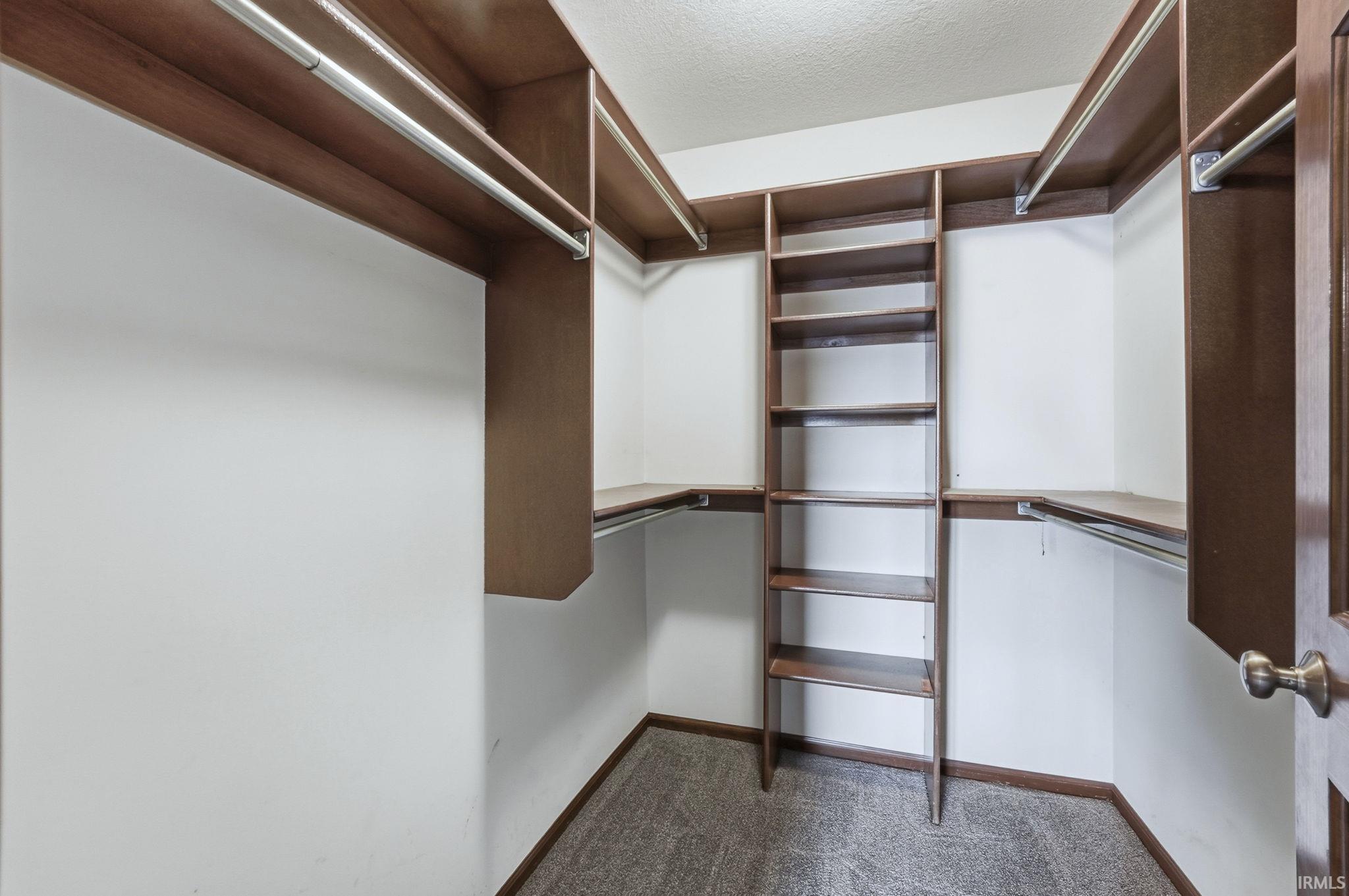 3315 Crooked Cove Fort Wayne, IN 46818 - Photo 18 of 34