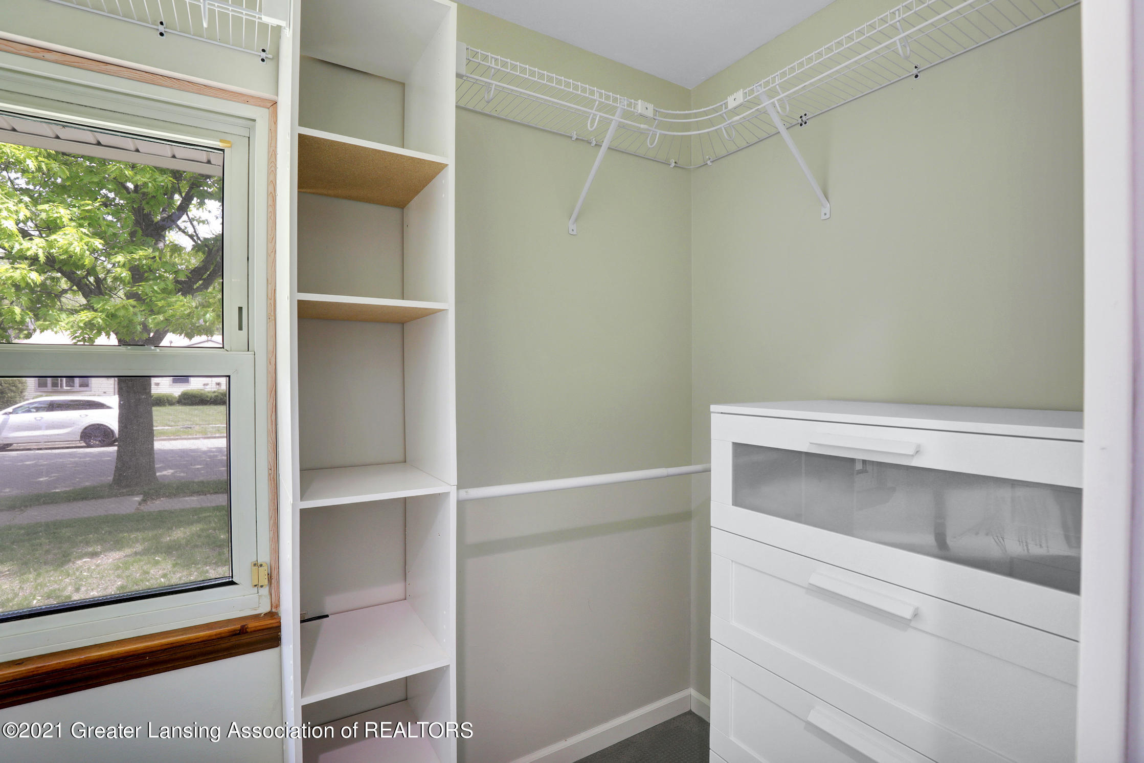 3200 Shetland Road Lansing, MI 48911 - Photo 14 of 23 9I3A0405