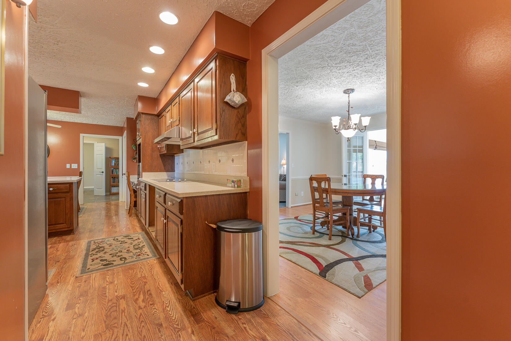 1452 West Ruritan Road Roanoke, VA 24012 - Photo 15 of 49 Kitchen to D/R