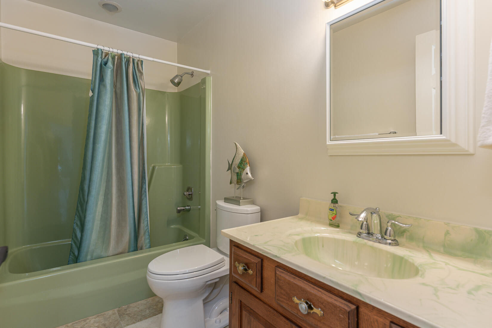 1452 West Ruritan Road Roanoke, VA 24012 - Photo 30 of 49 Hall Bath Excellent Condition