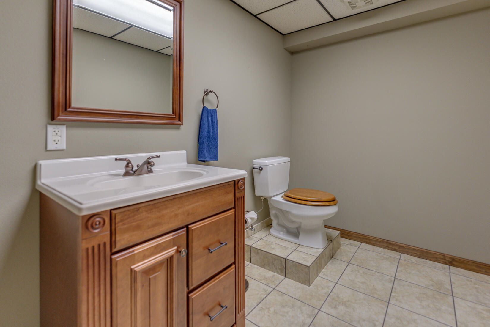 1452 West Ruritan Road Roanoke, VA 24012 - Photo 38 of 49 Half Bath