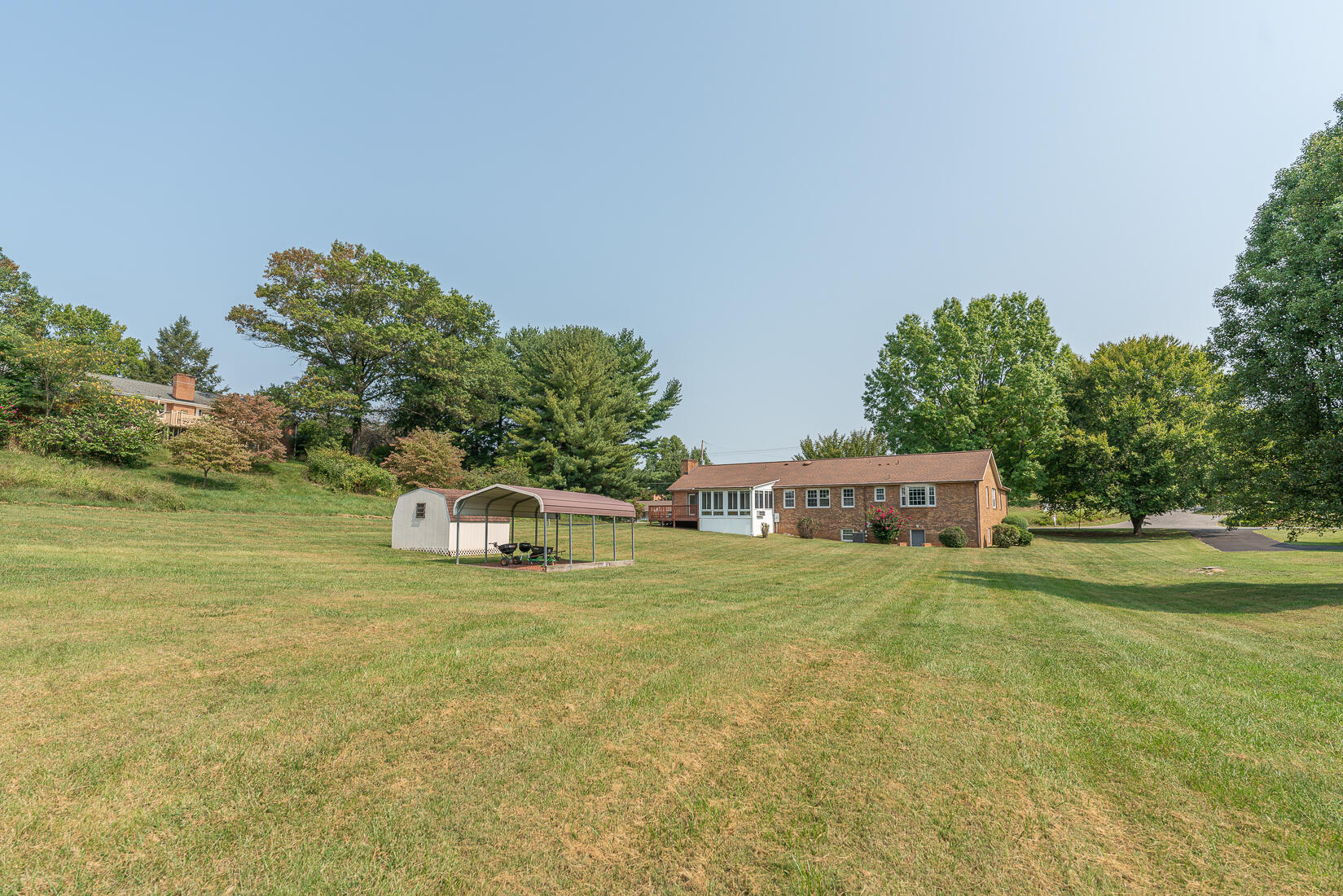 1452 West Ruritan Road Roanoke, VA 24012 - Photo 46 of 49 Beautiful Yard