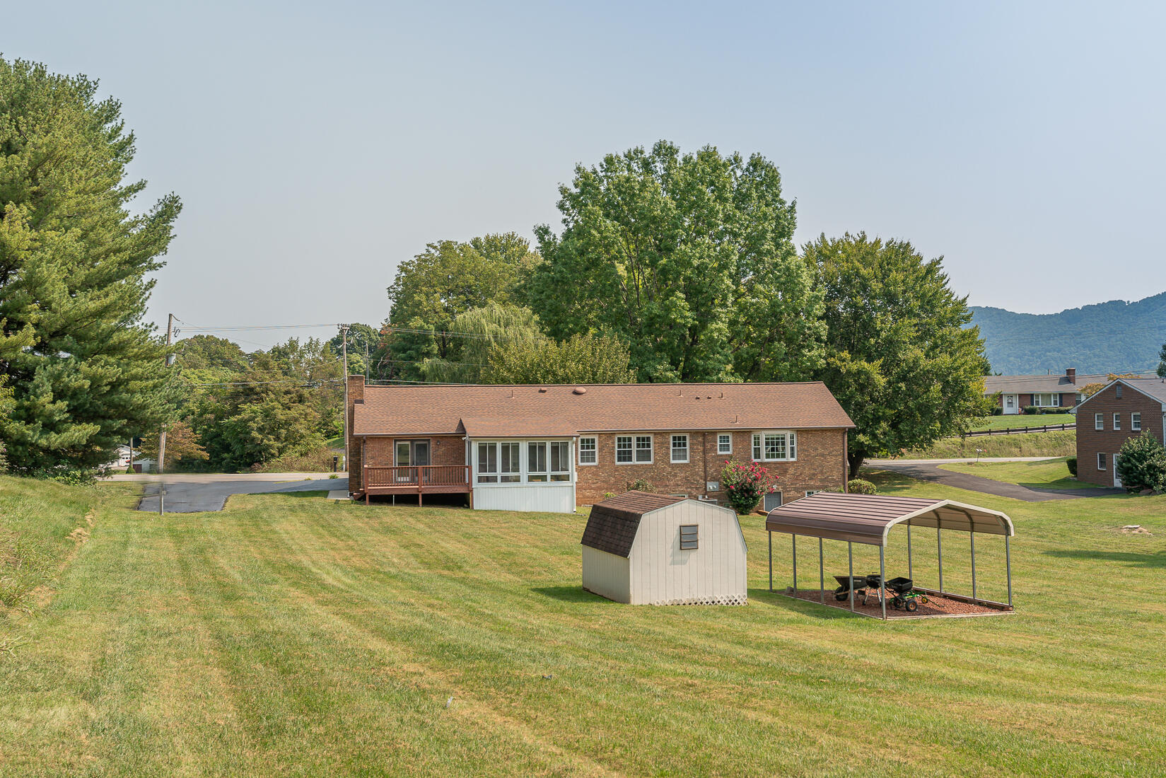 1452 West Ruritan Road Roanoke, VA 24012 - Photo 48 of 49 Back