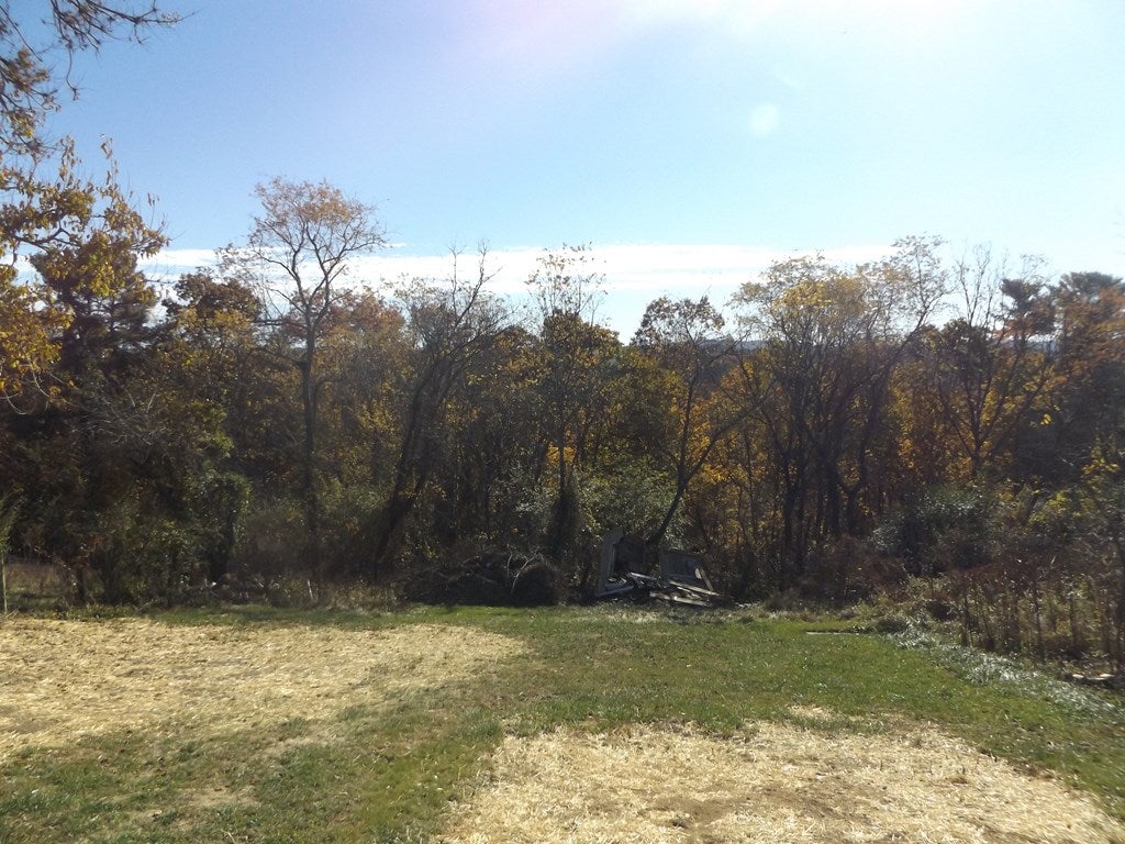 414 Tabernacle Road Fries, VA 24330 - Photo 18 of 18 Gallery Image 18