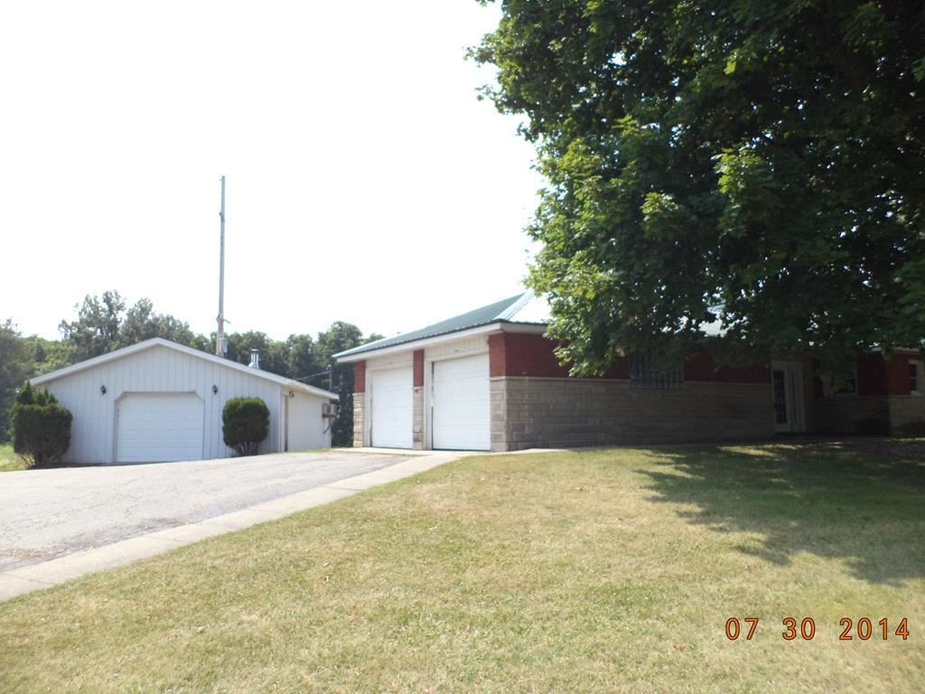 13179 3rd Road Plymouth, IN 46563 - Photo 2 of 20