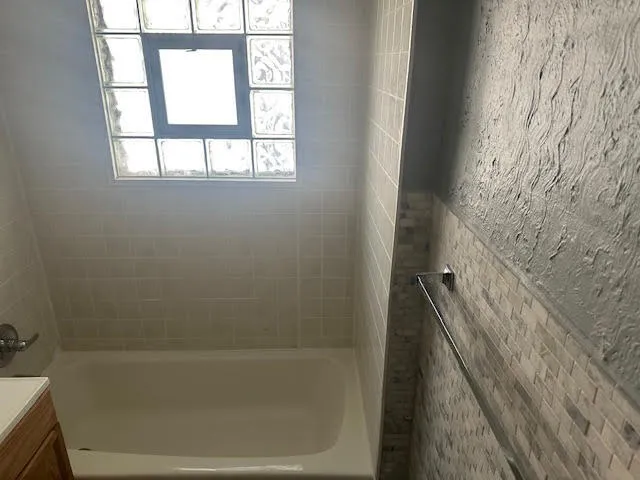 $129,999 | 506 East 144th Place, Dolton, IL 60419