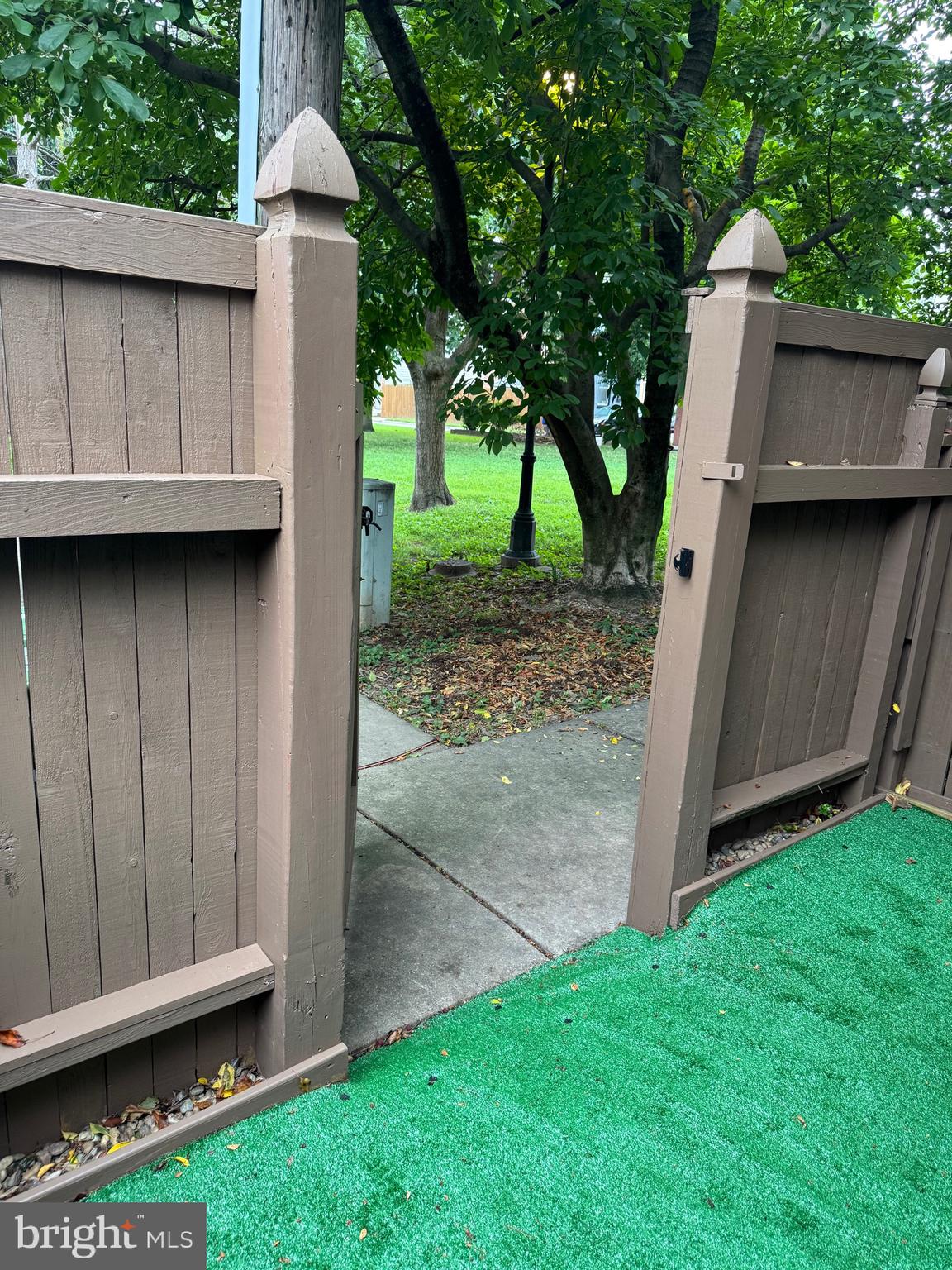 739 McHenry Street Baltimore, MD 21230 - Photo 14 of 30 Back gate leads to park