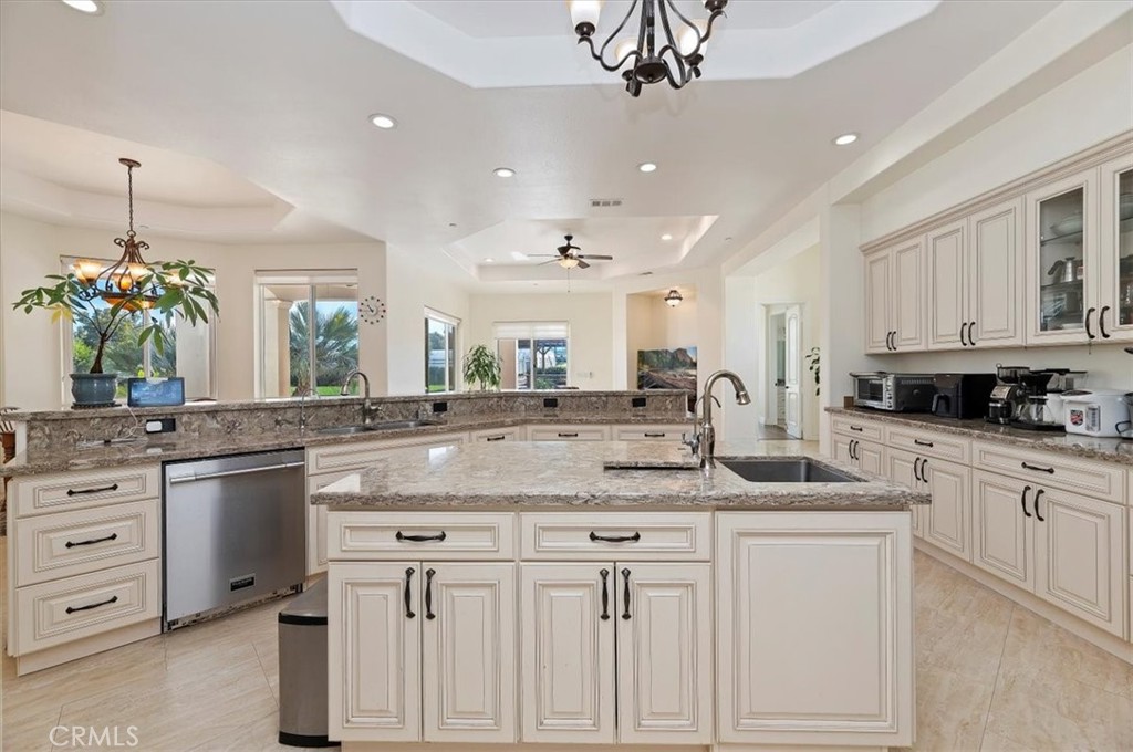 9830 Cleveland Avenue Riverside, CA 92503 - Photo 37 of 75