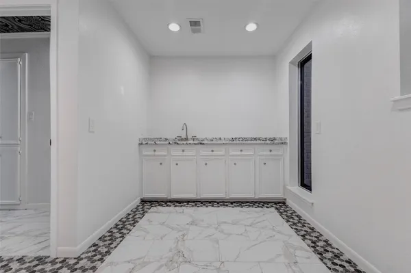 $445,000 | 11830 Thoreau Drive, Montgomery, TX 77356