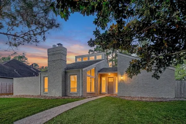 $445,000 | 11830 Thoreau Drive, Montgomery, TX 77356