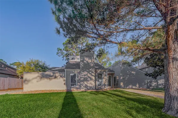 $445,000 | 11830 Thoreau Drive, Montgomery, TX 77356
