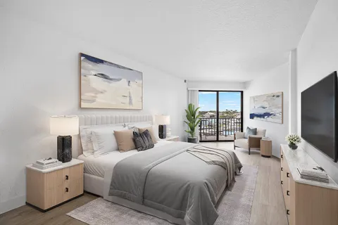 $1,495,000 | 1035 South Federal Highway, Unit 213, Delray Beach, FL 33483