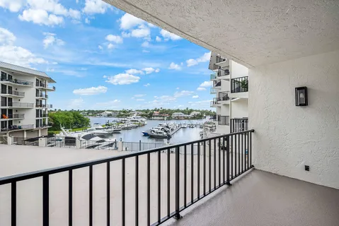 $1,495,000 | 1035 South Federal Highway, Unit 213, Delray Beach, FL 33483