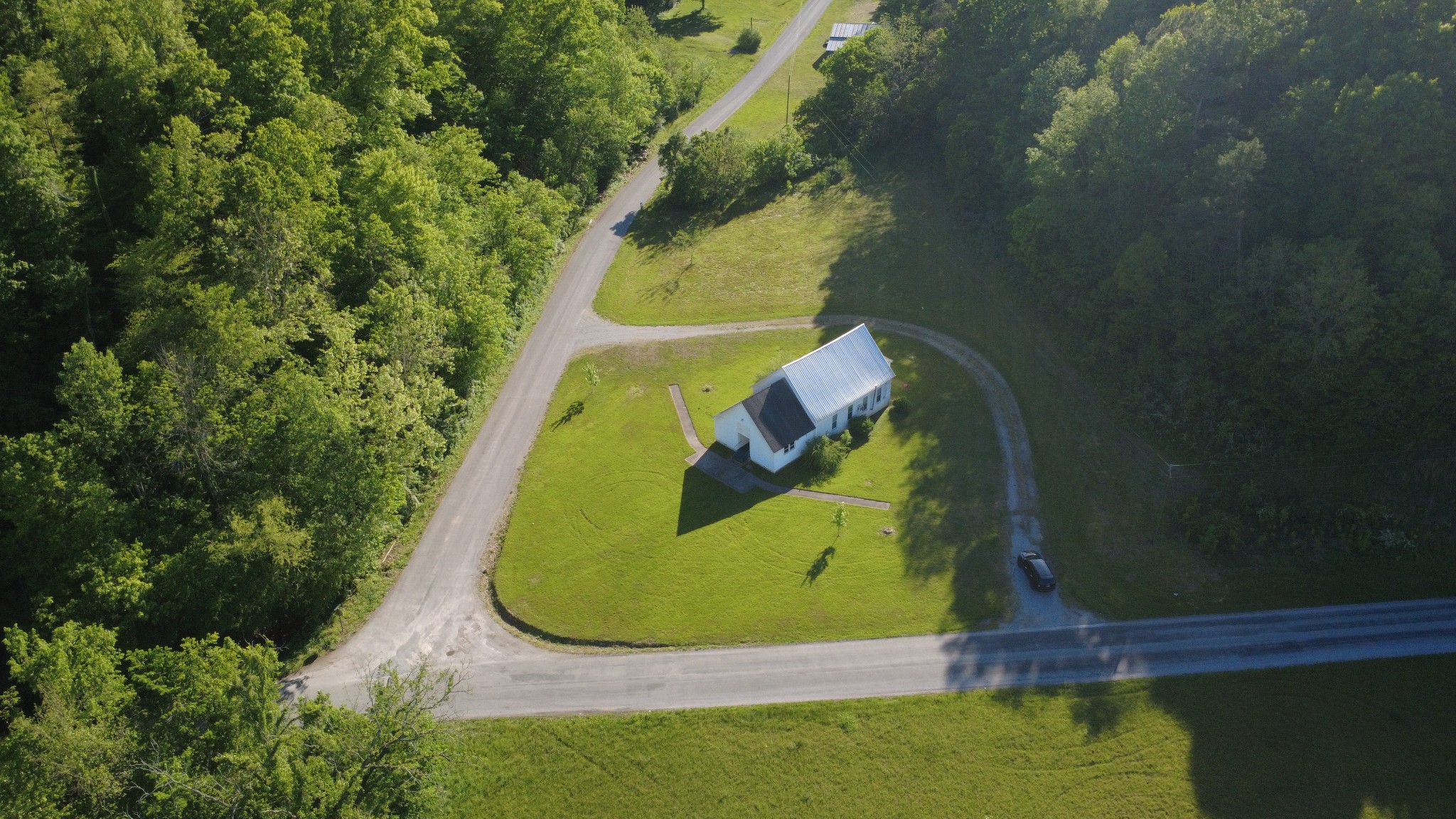 470 Pleasant Valley Road Ethridge, TN 38456 - Photo 5 of 38