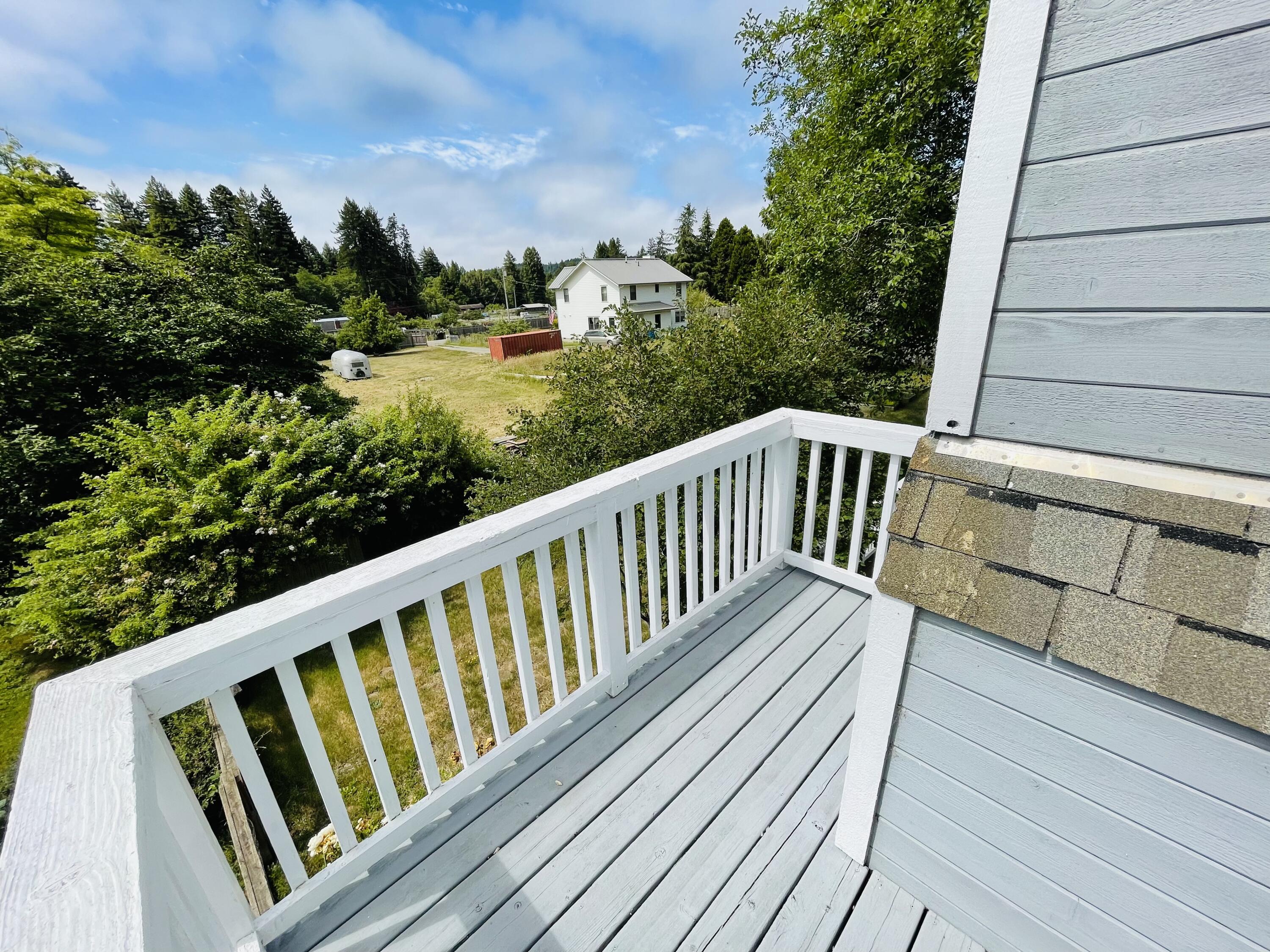 4504 Fieldbrook Road Fieldbrook, CA 95519 - Photo 23 of 36 patio outside