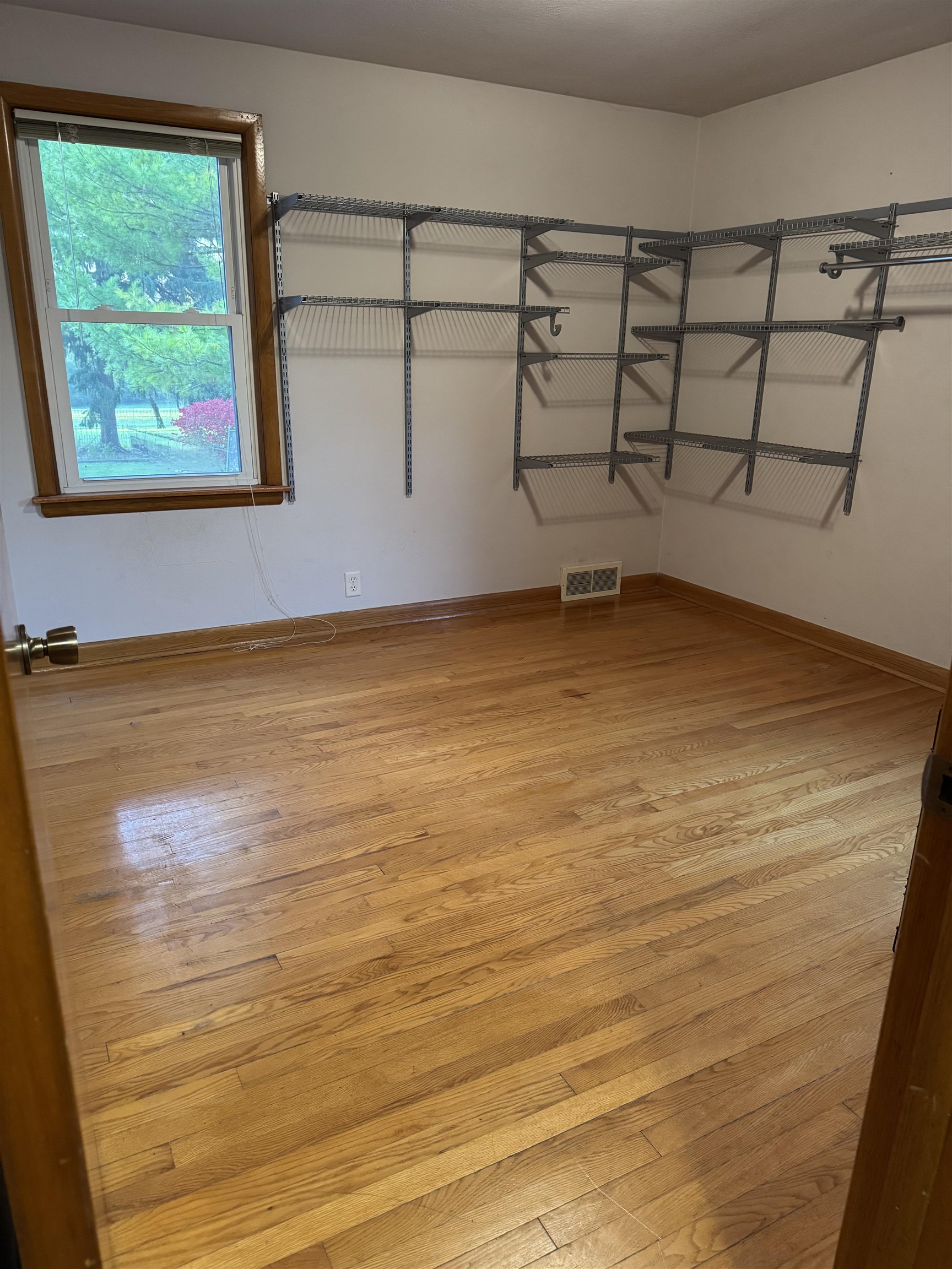 227 Windsor Street Sun Prairie, WI 53590 - Photo 15 of 36