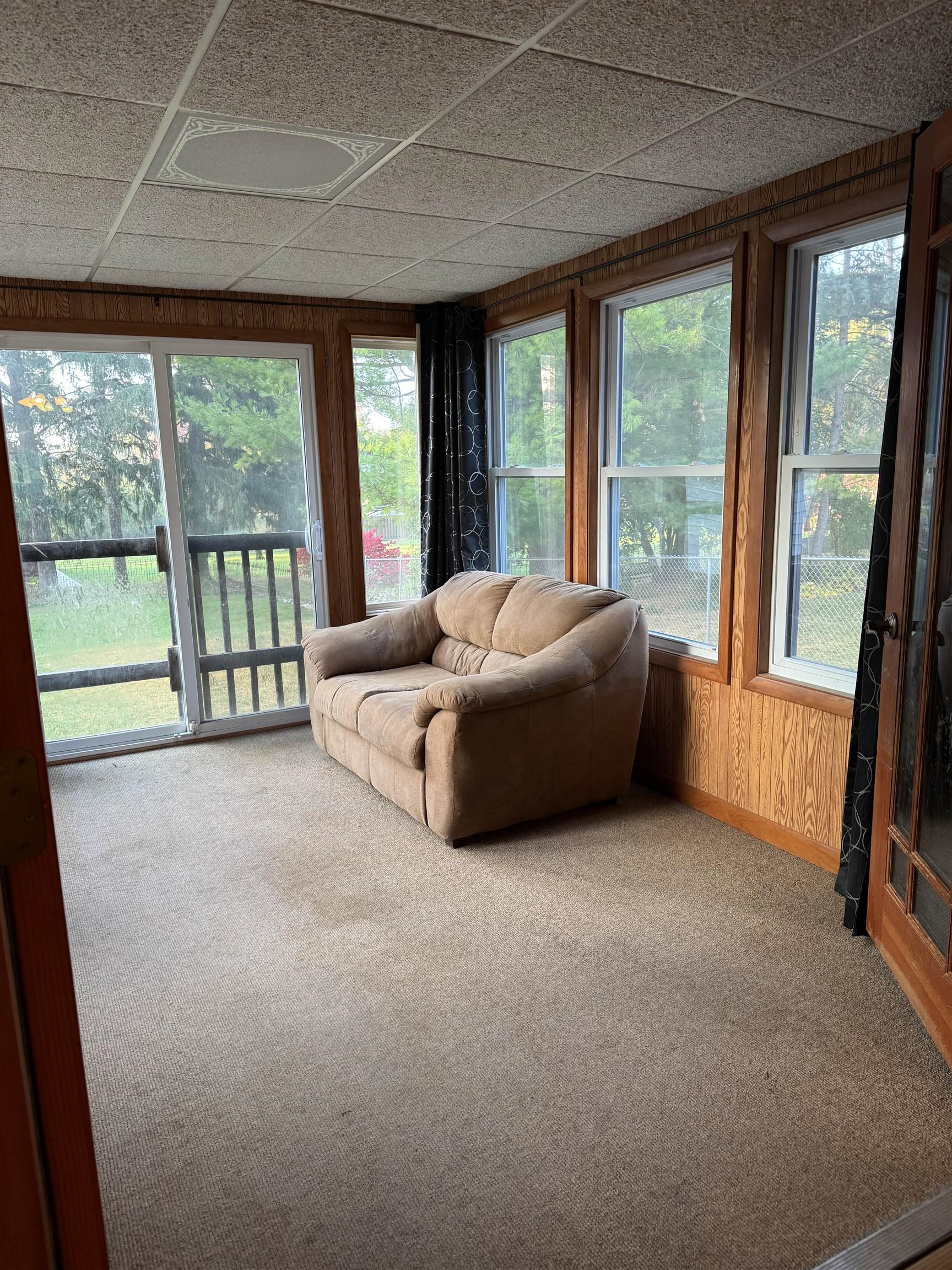 227 Windsor Street Sun Prairie, WI 53590 - Photo 16 of 36