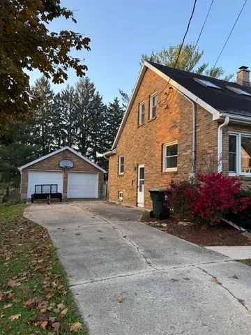 $374,900 | 227 Windsor Street, Sun Prairie, WI 53590