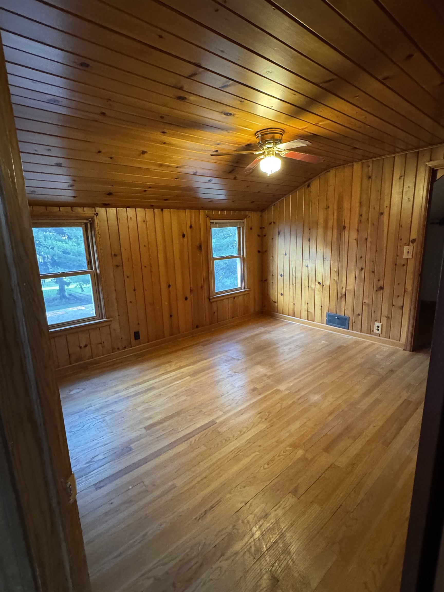 227 Windsor Street Sun Prairie, WI 53590 - Photo 32 of 36