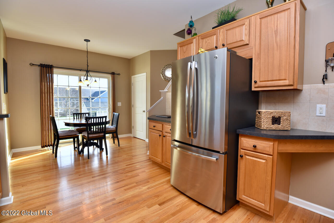 34 Avendale Drive Malta, NY 12019 - Photo 14 of 42 19