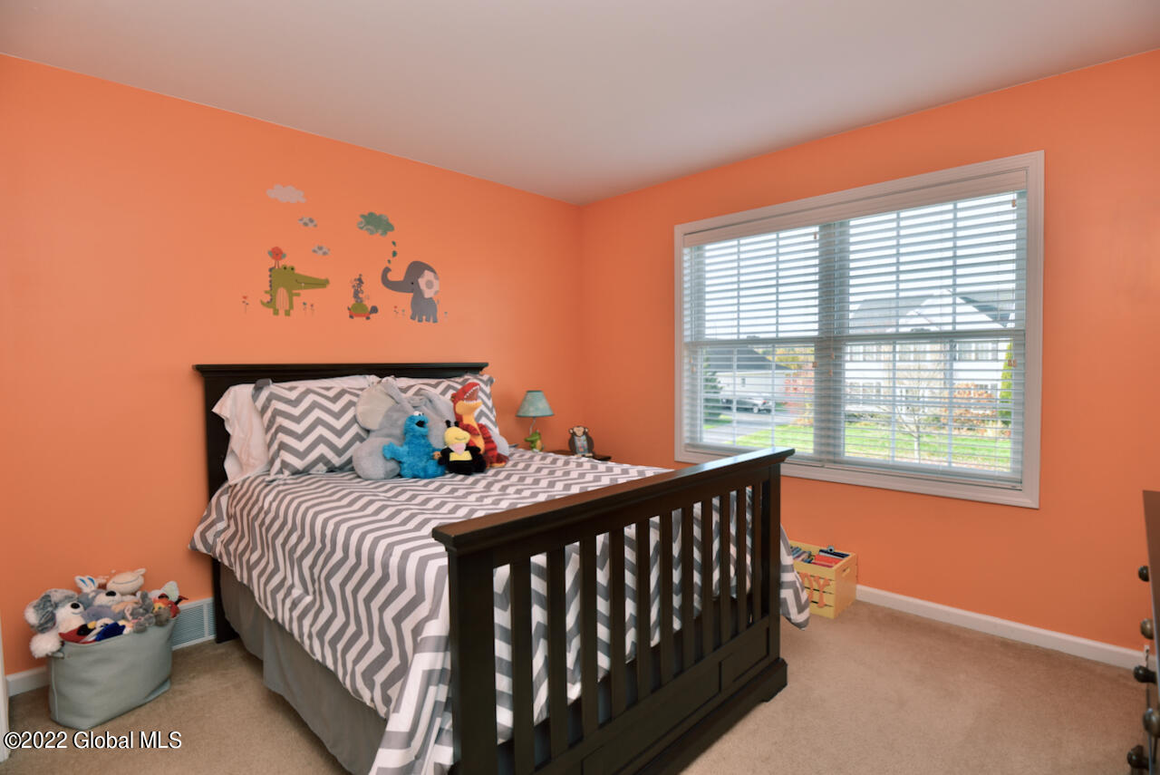 34 Avendale Drive Malta, NY 12019 - Photo 24 of 42 33