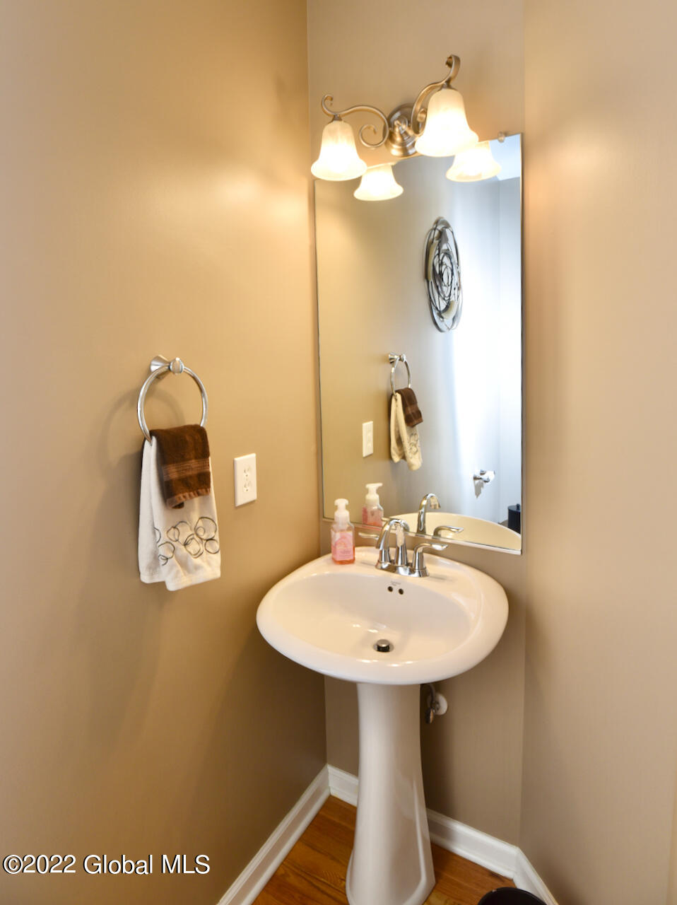 34 Avendale Drive Malta, NY 12019 - Photo 30 of 42 40