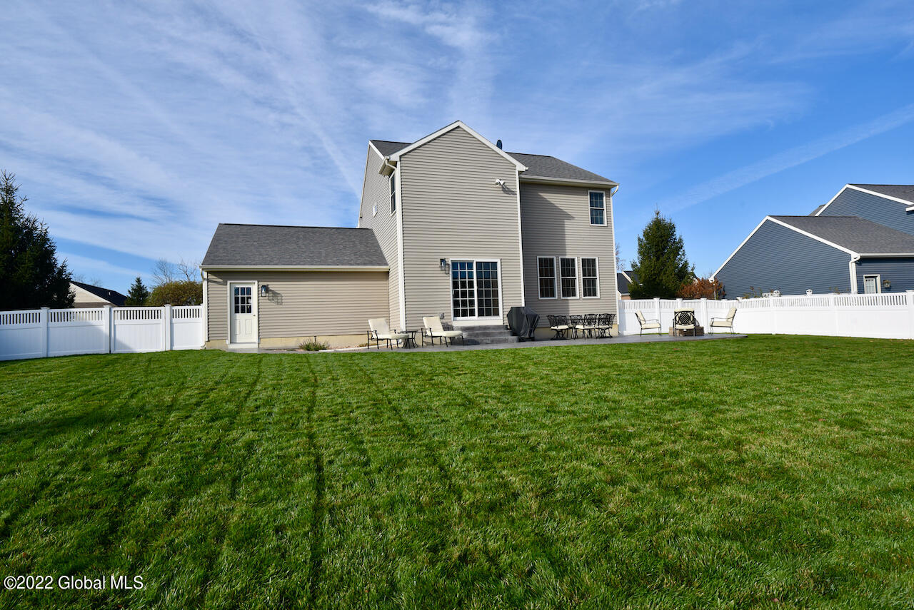 34 Avendale Drive Malta, NY 12019 - Photo 36 of 42 44