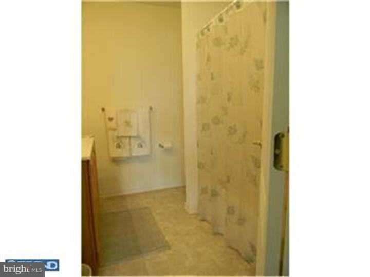 83 Stewart Road Pilesgrove, NJ 08098 - Photo 17 of 25 Bathroom