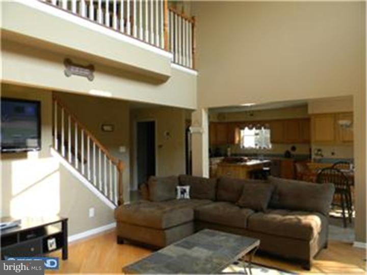 83 Stewart Road Pilesgrove, NJ 08098 - Photo 6 of 25 Family Room
