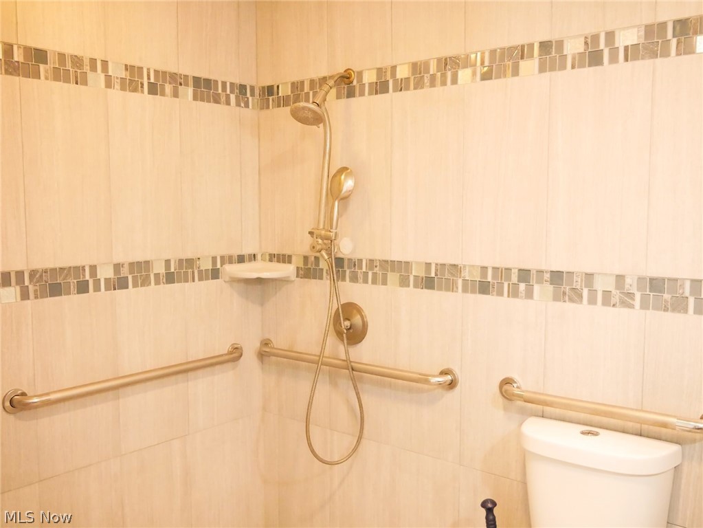 1082 Shields Road Youngstown, OH 44511 - Photo 13 of 21 Gallery Image 13