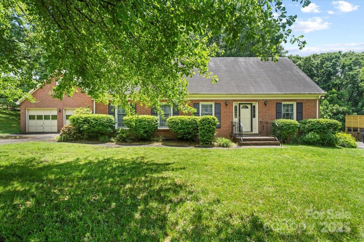 8017 Prince George Road Charlotte, NC 28210 - Photo 1 of 47 Gallery Image 1