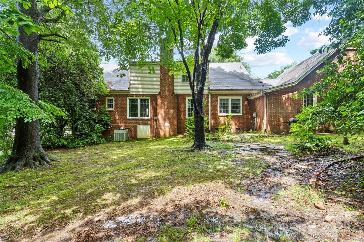 8017 Prince George Road Charlotte, NC 28210 - Photo 42 of 47 Gallery Image 42