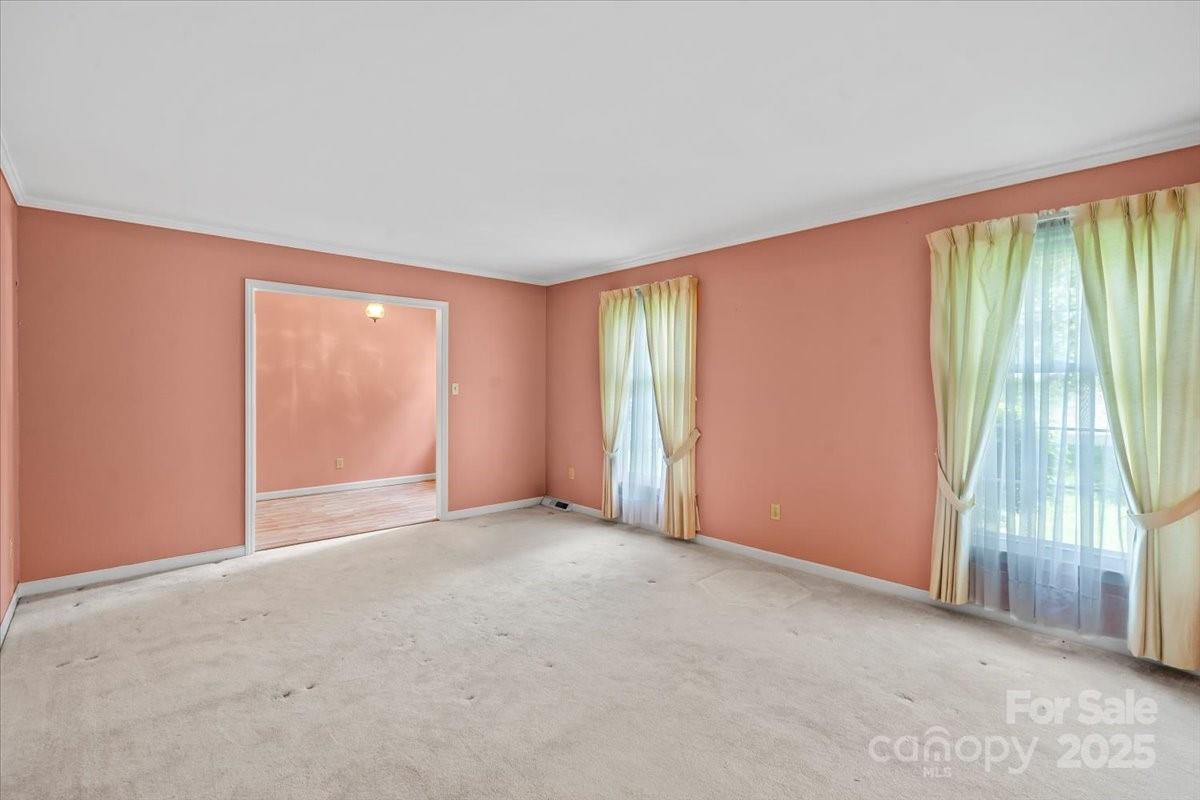 8017 Prince George Road Charlotte, NC 28210 - Photo 7 of 47 Gallery Image 7