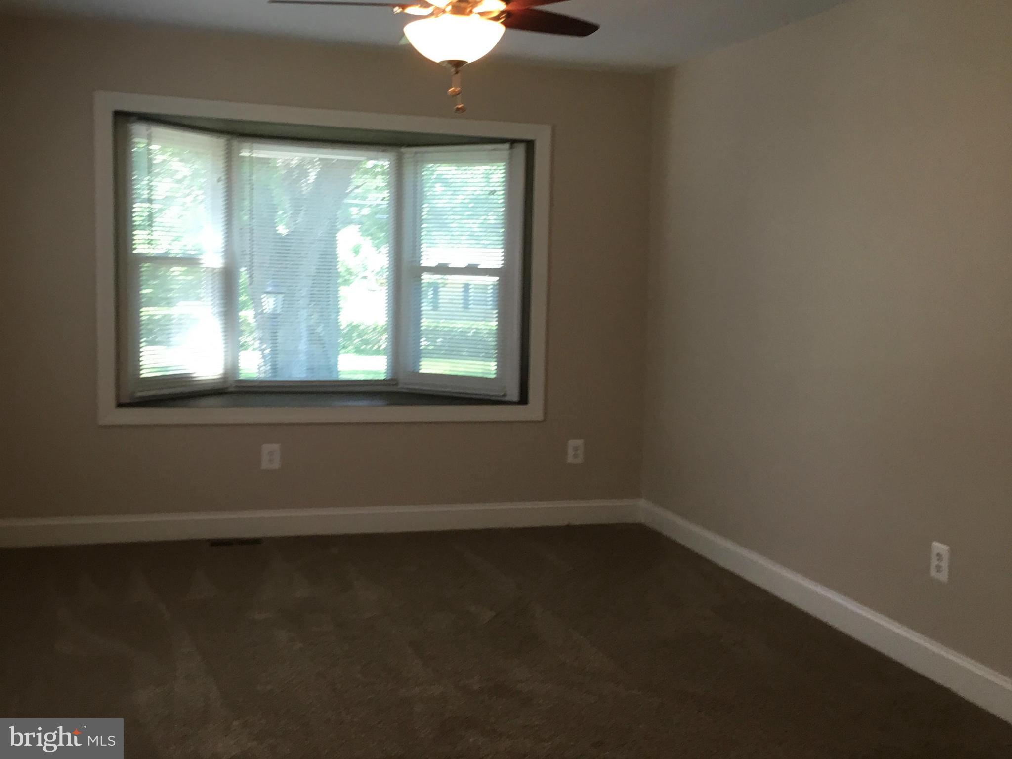 14712 Livingston Road Accokeek, MD 20607 - Photo 9 of 21 Bedroom (Master)