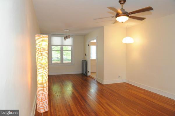 3149 Keswick Road Baltimore, MD 21211 - Photo 3 of 24 Living Room