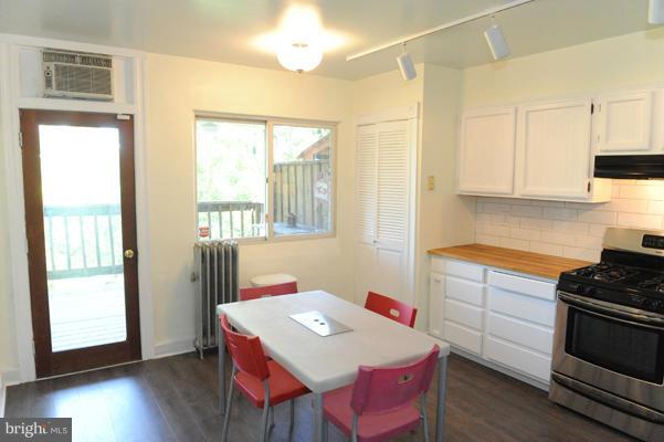 3149 Keswick Road Baltimore, MD 21211 - Photo 6 of 24 Kitchen